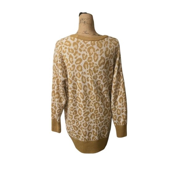 Torrid Sweater - Picture 5 of 7